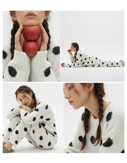 Cute Polka Dot Fleece Pajama Set